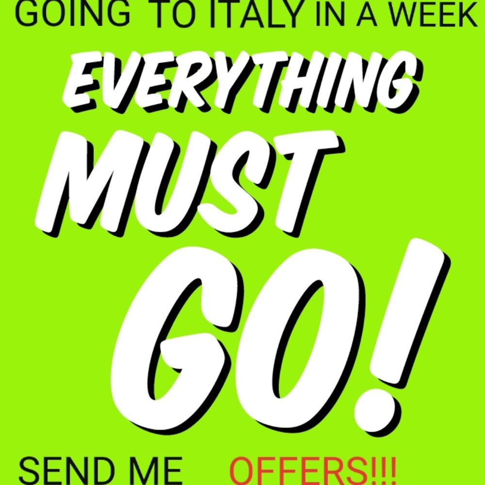 HI I ACCEPT ALL REASONABLE OFFERS!! Bundle to save